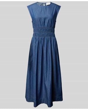 Neo Noir Midikleid mit Raffungen Modell 'Esmy Denim' - Blau