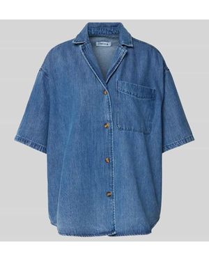 EDITED Jeansbluse mit aufgesetzter Brusttasche Modell 'Pheline' - Blau