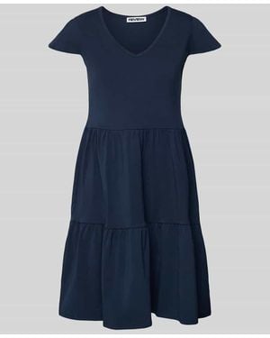 Review Minikleid im Stufen-Look mit V-Ausschnitt - Blau