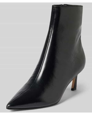 Steve Madden Stiefelette aus Rindsnappa mit Kitten Heel - Schwarz