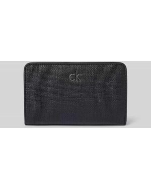 Calvin Klein Portemonnaie mit Label-Applikation Modell 'CK DAILY' - Grau