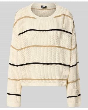 Karo Kauer Oversized Strickpullover mit Label-Detail und Rundhalsausschnitt - Natur
