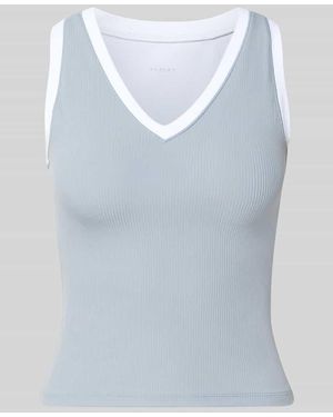 Varley Slim Fit Top mit V-Ausschnitt Modell 'Chia' - Blau