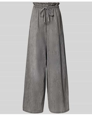 DRYKORN Wide Fit Stoffhose mit Rüschenbesatz Modell 'Dwindle' - Grau