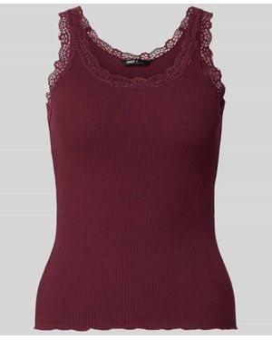 ONLY Slim Fit Tanktop aus Baumwoll-Mix Modell 'SARA SHARAI' - Lila