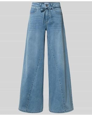 M·a·c Wide Fit Jeans mit Zierschleife - Blau