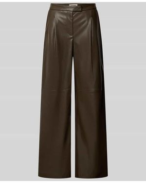 Stefanel Regular Fit Lederhose mit Bundfalten - Braun