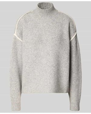 Vero Moda Pullover mit Kontrastpaspel am Ärmel - Grau