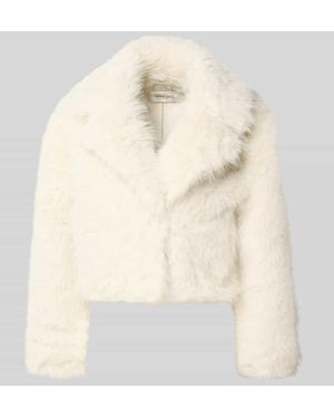 Guido Maria Kretschmer Cropped Jacke aus Kunstfell Modell 'Daria' - Natur