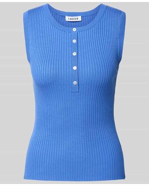 EDITED Stricktop mit kurzer Knopfleiste Modell 'Cecelie' - Blau
