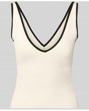 Aim'n Slim Fit Top mit V-Ausschnitt - Natur