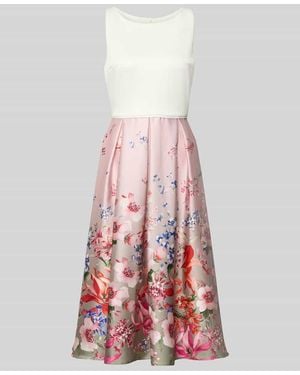 Swing Knielanges Cocktailkleid im Allover-Look - Weiß