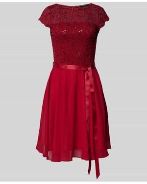 Swing Cocktailkleid mit Taillengürtel - Rot