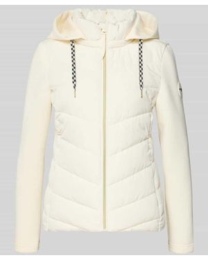 christian berg Slim Fit Steppjacke mit gefüttertem Stehkragen - Natur