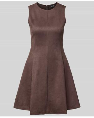 ONLY Tailliertes Freizeitkleid mit verdecktem Reißverschluss Modell 'RINEA' - Braun