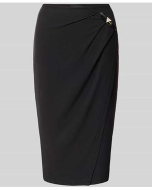 Guess Slim Fit Rock in Knielänge Modell 'Karole' - Schwarz