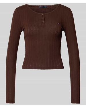 Tommy Hilfiger Slim Fit Henley-Shirt mit Rippstruktur - Braun