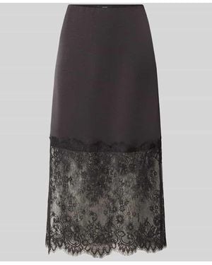 Vero Moda Regular Fit Midi-Rock mit Spitzenbesatz Modell 'OLLIE' - Grau