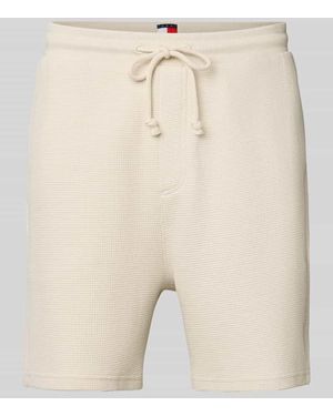 Tommy Hilfiger Relaxed Fit Sweatshorts mit Strukturmuster - Natur