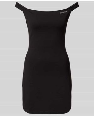 Calvin Klein Off-Shoulder-Kleid mit Label-Stitching - Schwarz