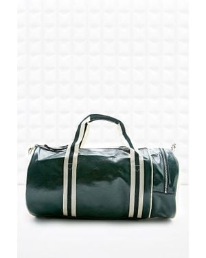 Fred Perry Classic Barrel Bag in Bottle Green