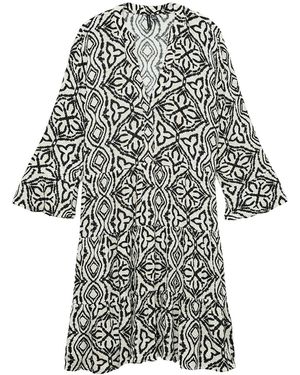 Vero Moda Short V-Neck Dress Pattern - White