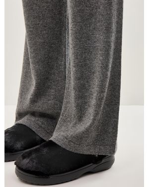 Crocs™ Classic Unfurgettable Clog - Grey