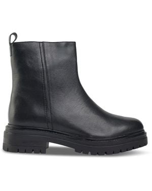 Sole Gia Inside Zip Boots - Black