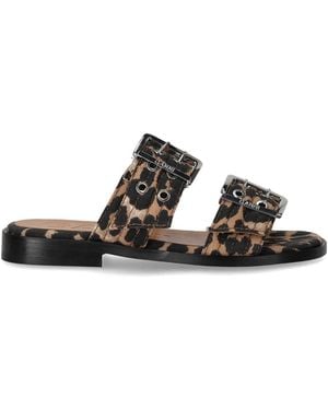 Ganni Animalier Platte Sandaal Met Gespen - Zwart