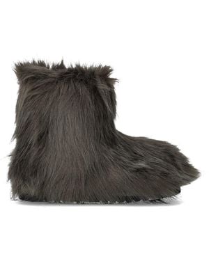 Stand Studio Oliva e stiefelette - Braun