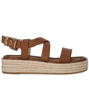 Michael Kors Lynn braune plattform sandale