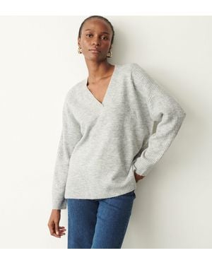 Finery London Maddie V Neck Jumper - Grey