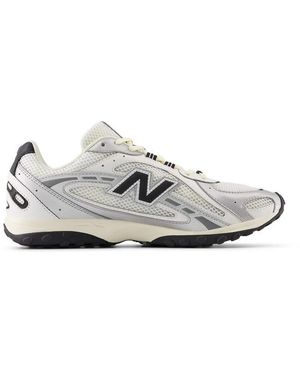 New Balance 204L Shoes - White