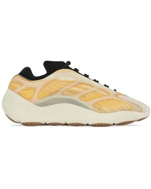 Yeezy 700 V3 Mono Safflower Rpu Cage Glow - Brown