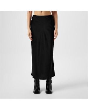 Pretty Lavish Breya Skirt - Black