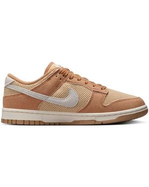 Nike Dunk Low Trainers - Brown