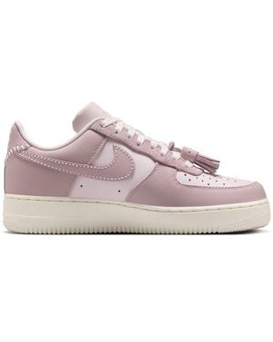 Nike Air Force 1 07 Trainers - Pink
