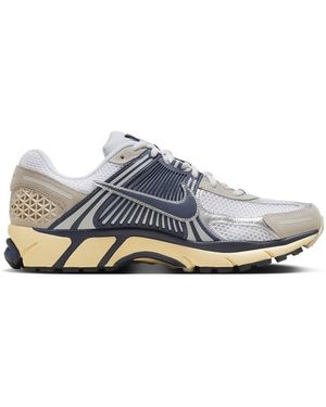 Nike Vomero Sneakers for Men Up to 48 off Lyst UK