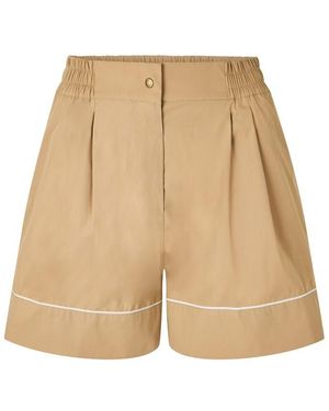 Moncler Lgo Shorts Ld64 - Natural