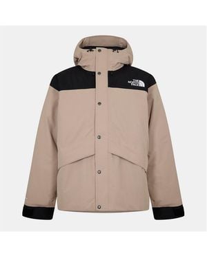 The North Face Mountain Insulated Water Repellent Short Puffer Jacket - White