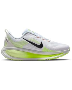 Nike Vomero 18 Running Shoes - Orange
