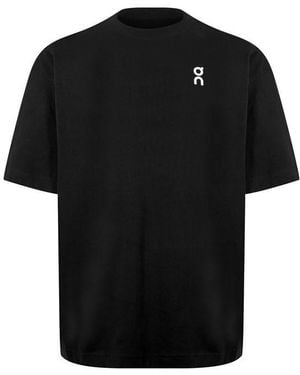 On Shoes Club Tee - Black