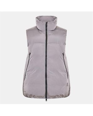 On Shoes All Day Lightweight Weather Resistant Gilet - Purple