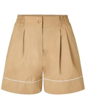 Moncler Lgo Shorts Ld64 - Natural