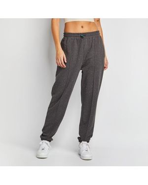 Melody ropa en línea hotsell