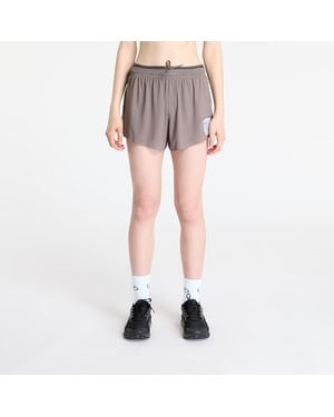 Satisfy Shorts Space-O 2.5 Distance Shorts - Grau