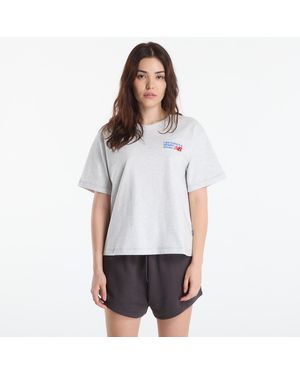 New Balance T-Shirt Athletics Premium Logo Hip Length Relaxed T-Shirt - White