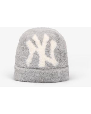 KTZ Knit Medium Mlb Fluffy Mohair Beanie New York Yankees - White