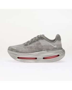 Nike Sneakers Vomero Premium Geyser/ Peony-Metallic Eur - Grau