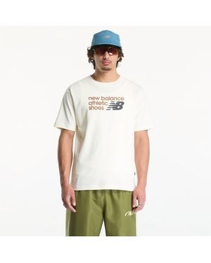 New Balance T-Shirt Athletics Premium Relaxed Chest Logo T-Shirt - Wit